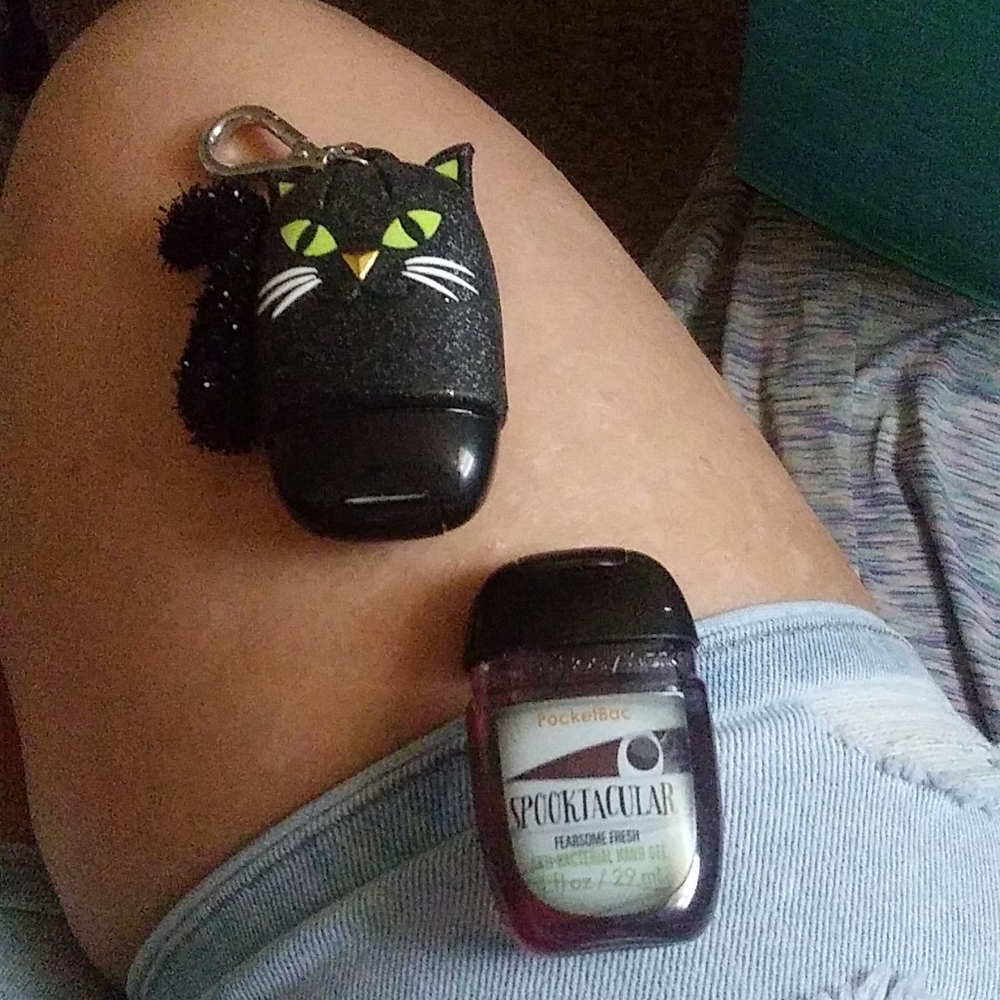 Pocket bac holder